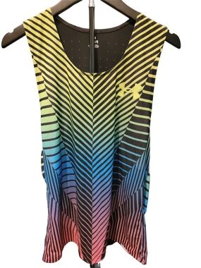 Under Armour UA Rush Run Distance Singlet Top Women's Size Large LIKE NEW